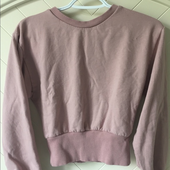 Pink sweater - Picture 1 of 4